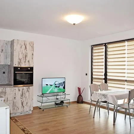 4 City's Sights And Appartement
